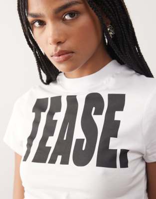 Collusion Antifit T-shirt With Tease Graphic In White