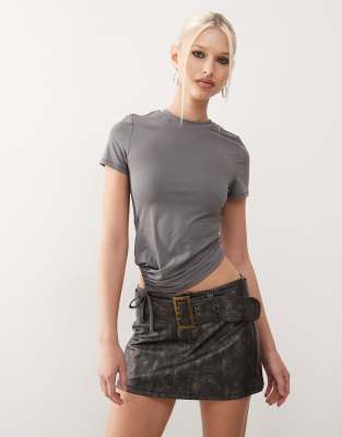 COLLUSION asym hanky hem top-Grey