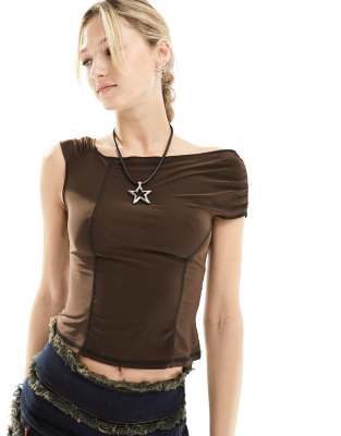 Collusion Asymmetric Exposed Seam Detail Top In Brown