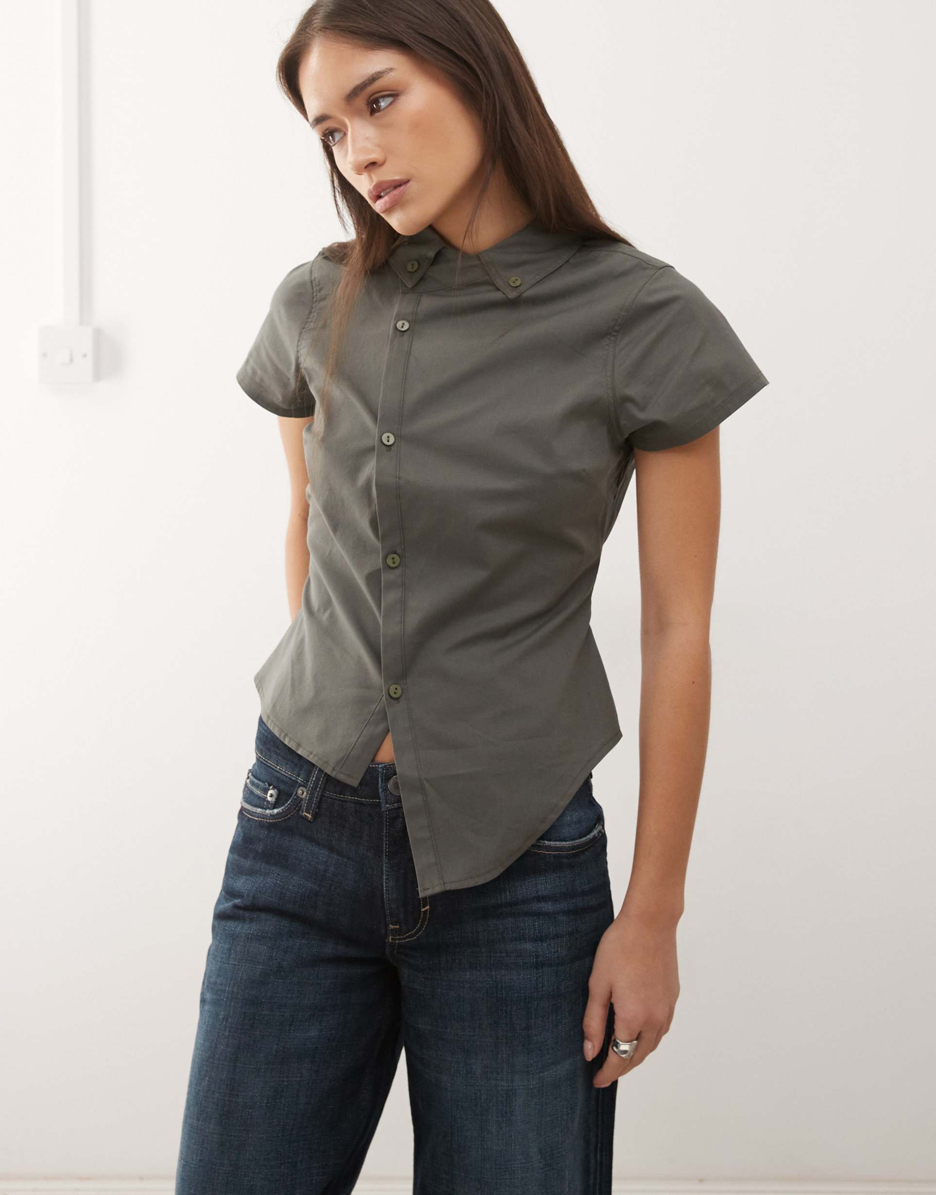 collusion asymmetric hem fitted shirt in black