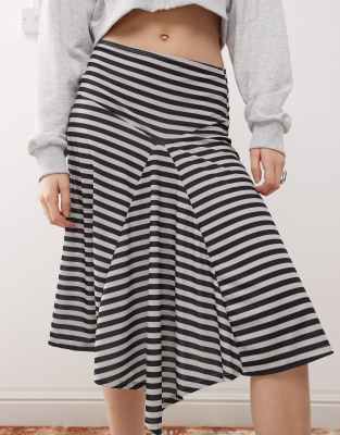 asymmetric midi skirt in retro gray stripe-Multi