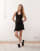 Thumbnail 1 van 5