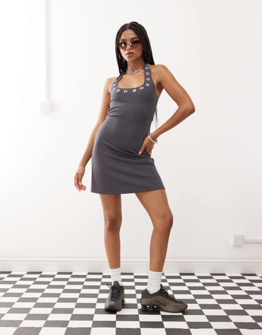 COLLUSION – Ausgestelltes Minikleid mit Ösenverzierung und Neckholder, 2 von 4
