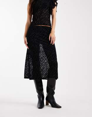 Collusion Awkward Length Sheer Flocked Skirt In Black
