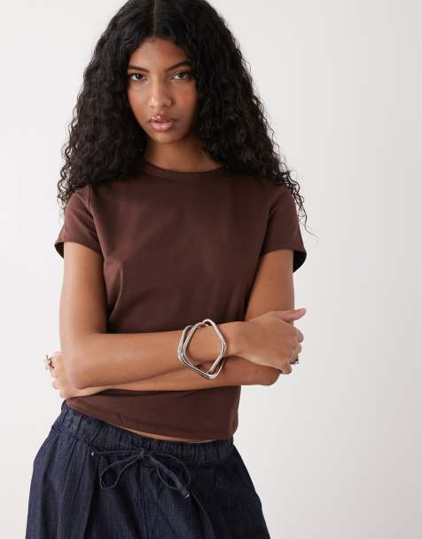 COLLUSION - Baby tee in chocoladebruin - view 1