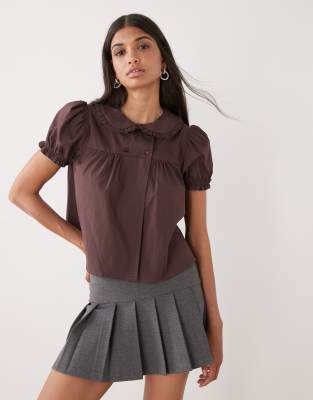COLLUSION - Babydoll-Bluse in Braun-Brown