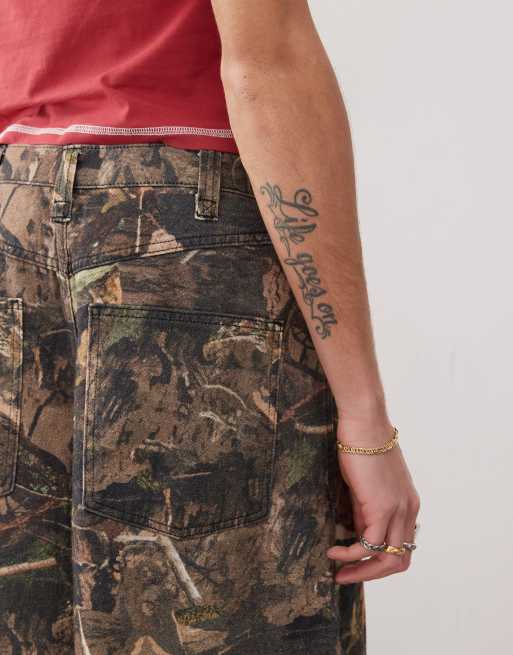 COLLUSION baggy jorts in camo print
