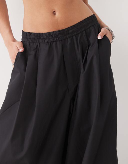 COLLUSION balloon leg pant in black