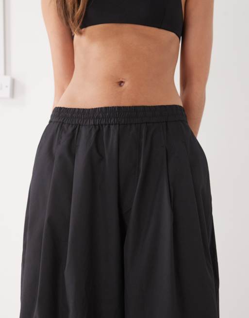 COLLUSION balloon leg pant in black