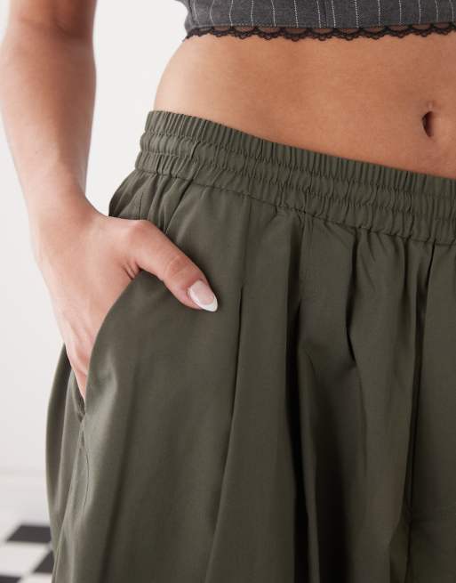 COLLUSION balloon leg pant in khaki