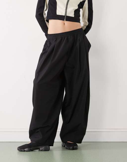 COLLUSION balloon leg pant in black