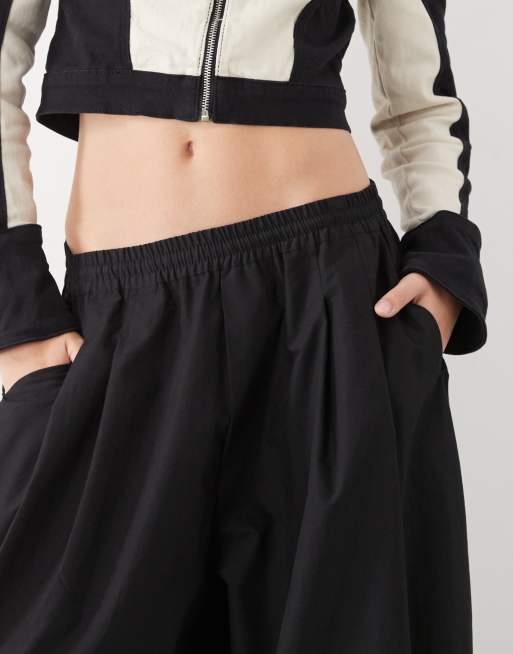 COLLUSION balloon leg pants in black, 3 of 5