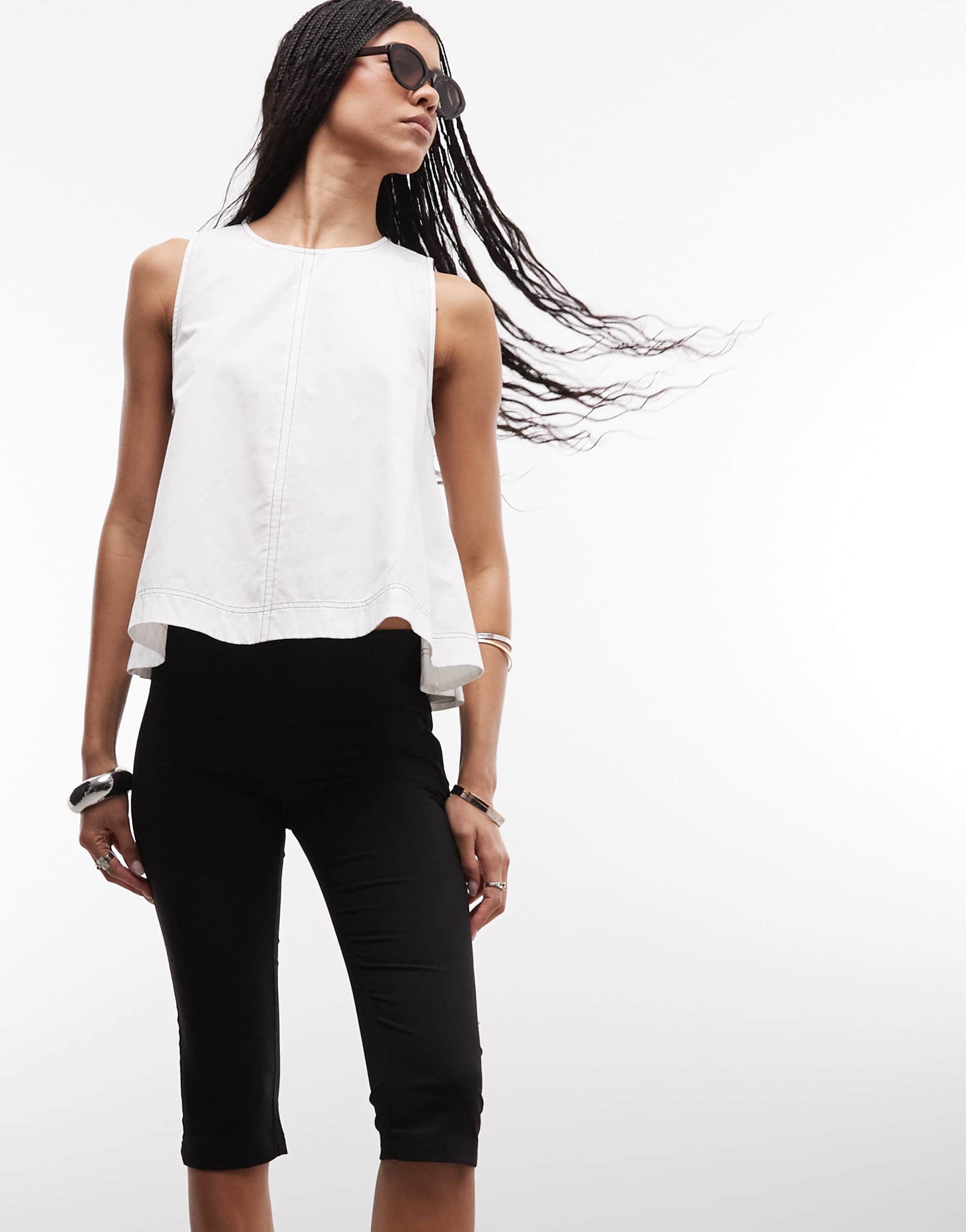 collusion bengaline capris in black