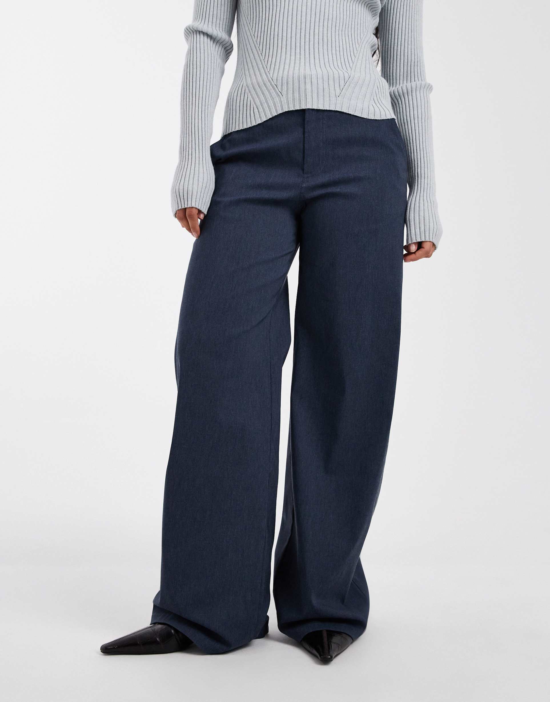 collusion bengaline tailored low rise pants in denim blue