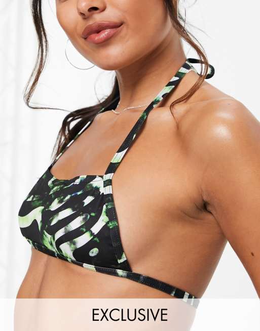 COLLUSION - Bikinitopje met halternek en bandjes in jungleprint - MGREEN