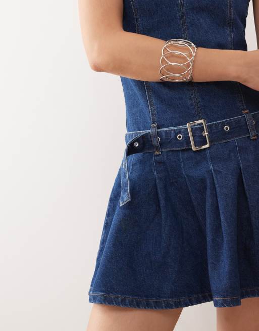 COLLUSION – Blå miniklänning i denim och 90-talsstil med halterneck och skärp , 3 av 4