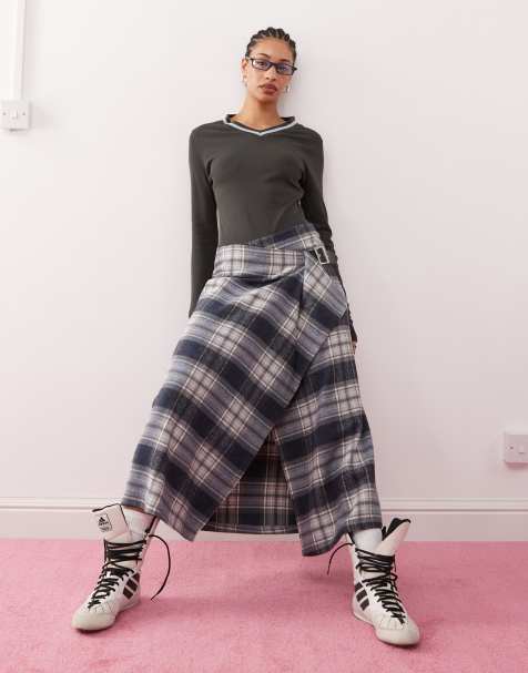 COLLUSION blanket kilt skirt in brushed mono check - view 1