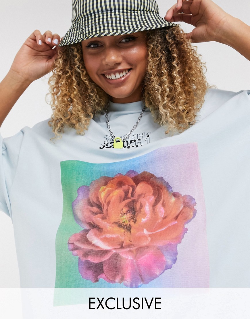 COLLUSION – Blommig t-shirt i oversize-modell och neon-Blå