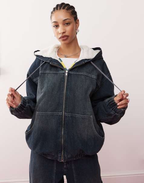 COLLUSION – Bomberjacke aus Denim in dunkler Waschung und Teddyfell - view 1
