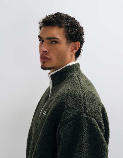 COLLUSION borg funnel neck quarter zip in dark green, 4 of 5