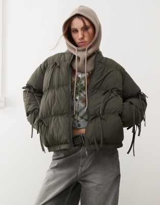 Collusion Bow Detail Puffer Coat In Khaki-green