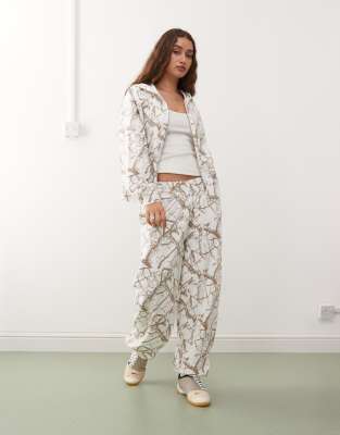 Collusion Boxy Fit Zip Up Hoodie In Multi
