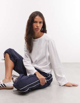 Collusion Boxy Long Sleeve T-shirt In White