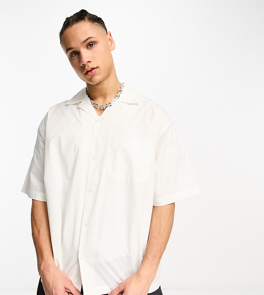 COLLUSION boxy revere short sleeve shirt in white