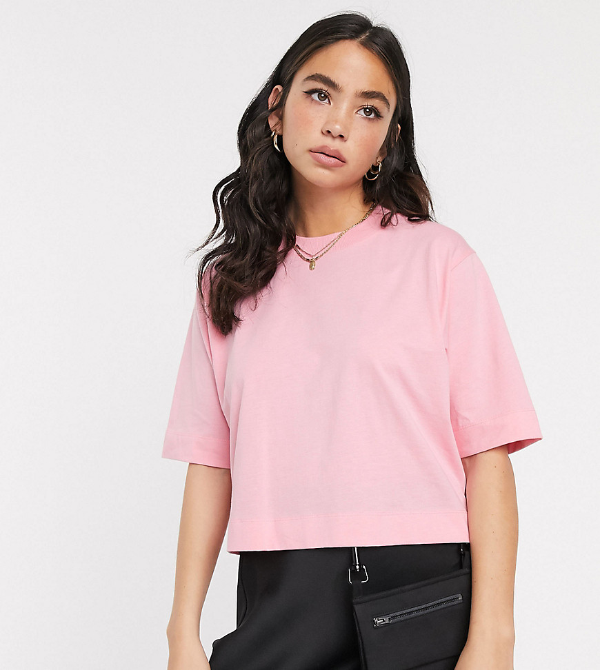 COLLUSION boxy short sleeve t shirt in pink