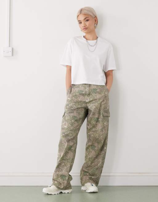 COLLUSION boxy short sleeve t-shirt in white