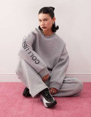 Boxy sweat in charcoal gray heather - part of a set