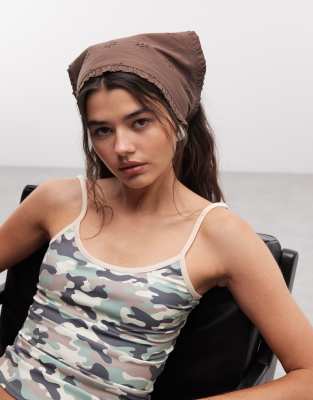 Collusion Broderie Trim Headscarf In Brown