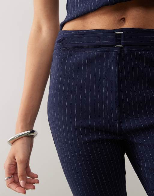 COLLUSION - Broek met lage taille en krijtstreep in marineblauw, 5 van 5