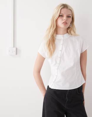 Collusion Button Detail Fitted Blouse In White