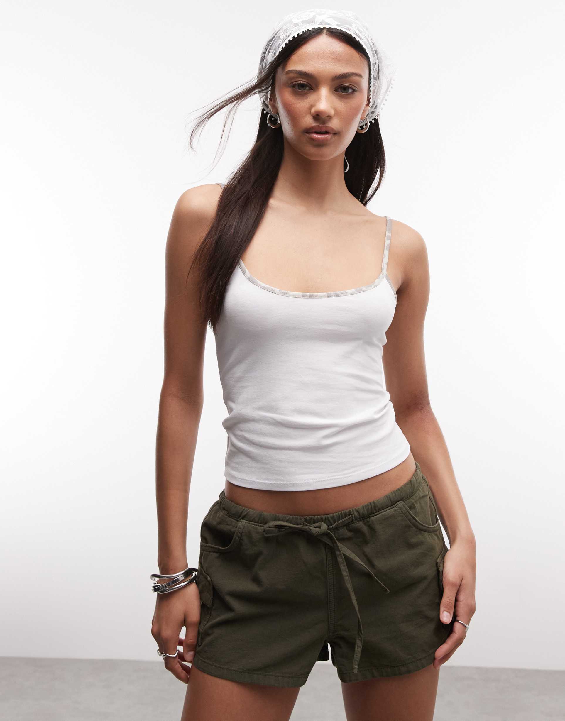 collusion cami top in contrast leopard print