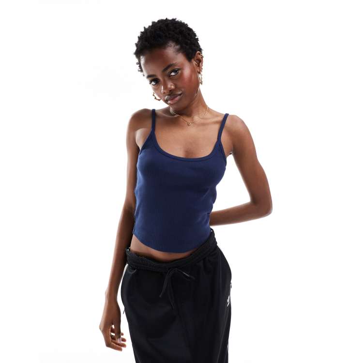 205943353-1-navy?$n_750w$&wid=