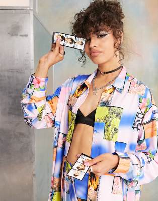 Camicia in raso con stampa fotografica in coordinato-Multicolore - Collusion Camicia donna  - immagine3