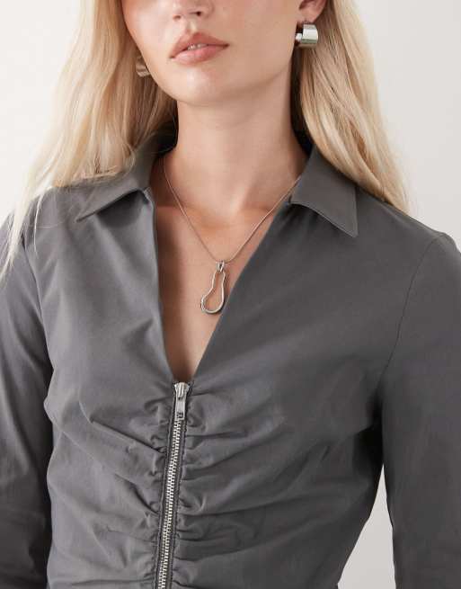 COLLUSION - Camicia sartoriale aderente grigia arricciata in bengalina in coordinato, 4 di 4