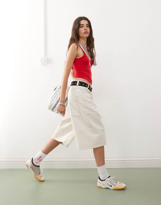 COLLUSION – Camisole in Rot mit tiefem V-Ausschnitt, 3 von 4
