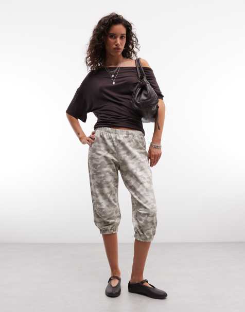 COLLUSION capri joggers med uppvikta benslut i camo - view 1