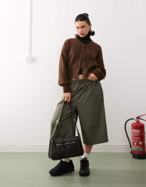 COLLUSION - Cardigan in maglia color moka con maniche a palloncino, 2 di 4