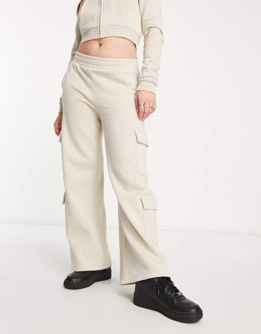 Cream best sale cargo joggers