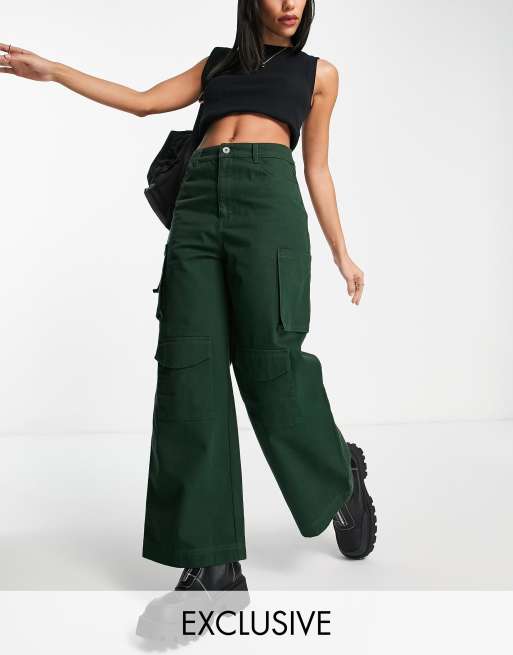 COLLUSION – Cargohose mit niedrigem Bund und weitem Bein in Khaki