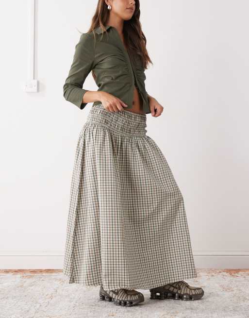 COLLUSION - Geruite midirok met stroken in neutraal