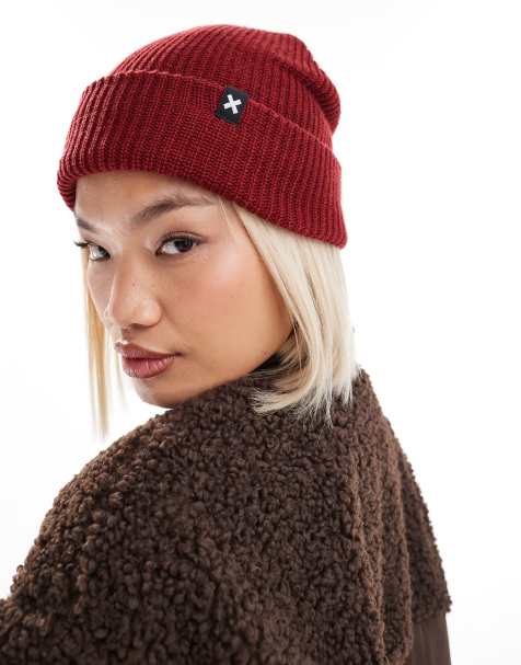 COLLUSION – Ciemnoczerwona czapka beanie z logo - view 1