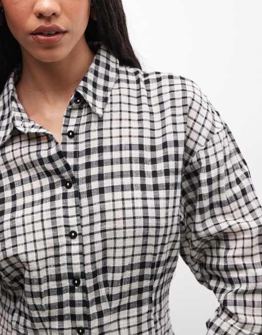 COLLUSION cinched waist long sleeve shirt in beige and black check, 3 of 4