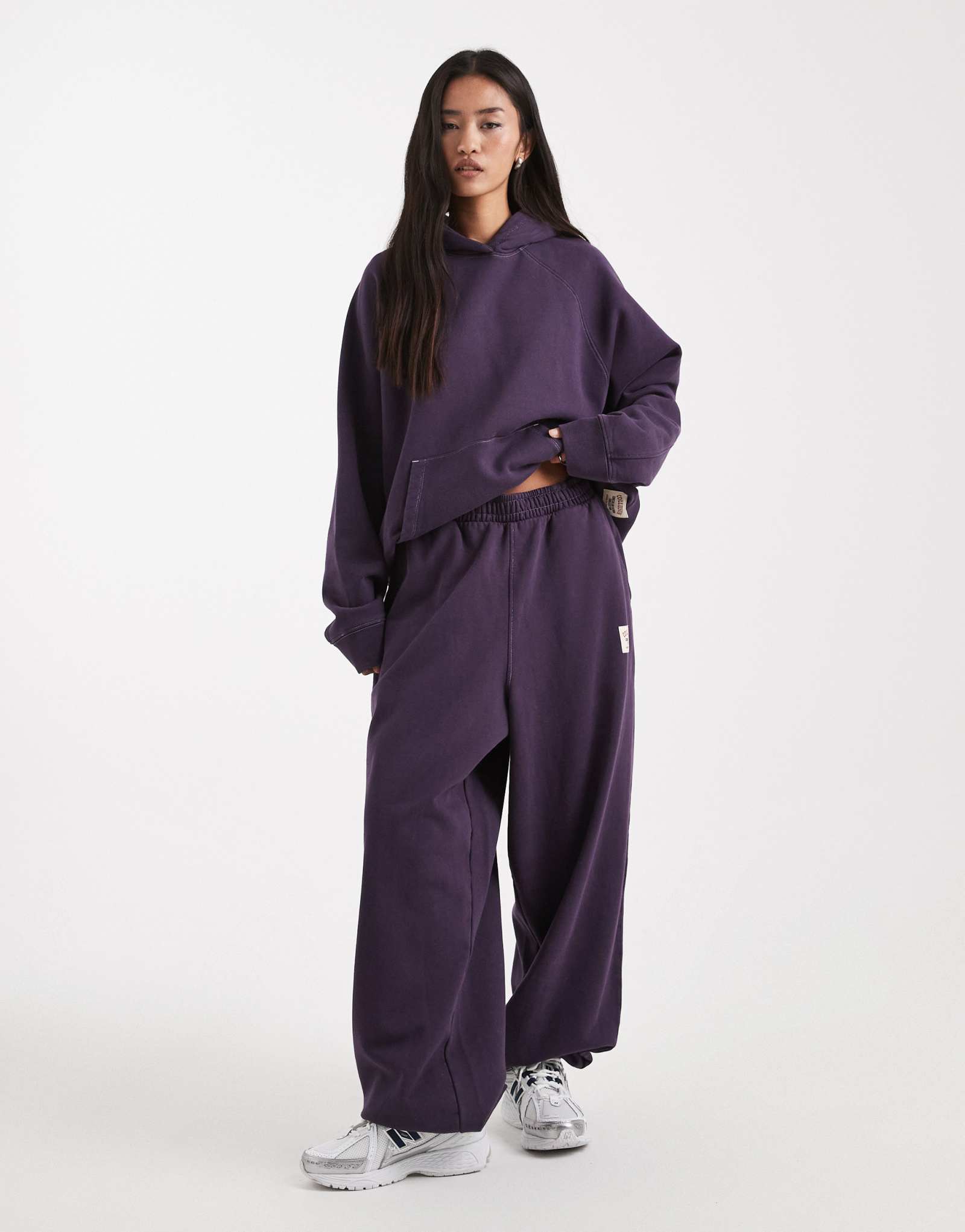 Спортивные брюки большого размера из коллекции COLLUSION circular design collection цвета промытого баклажана