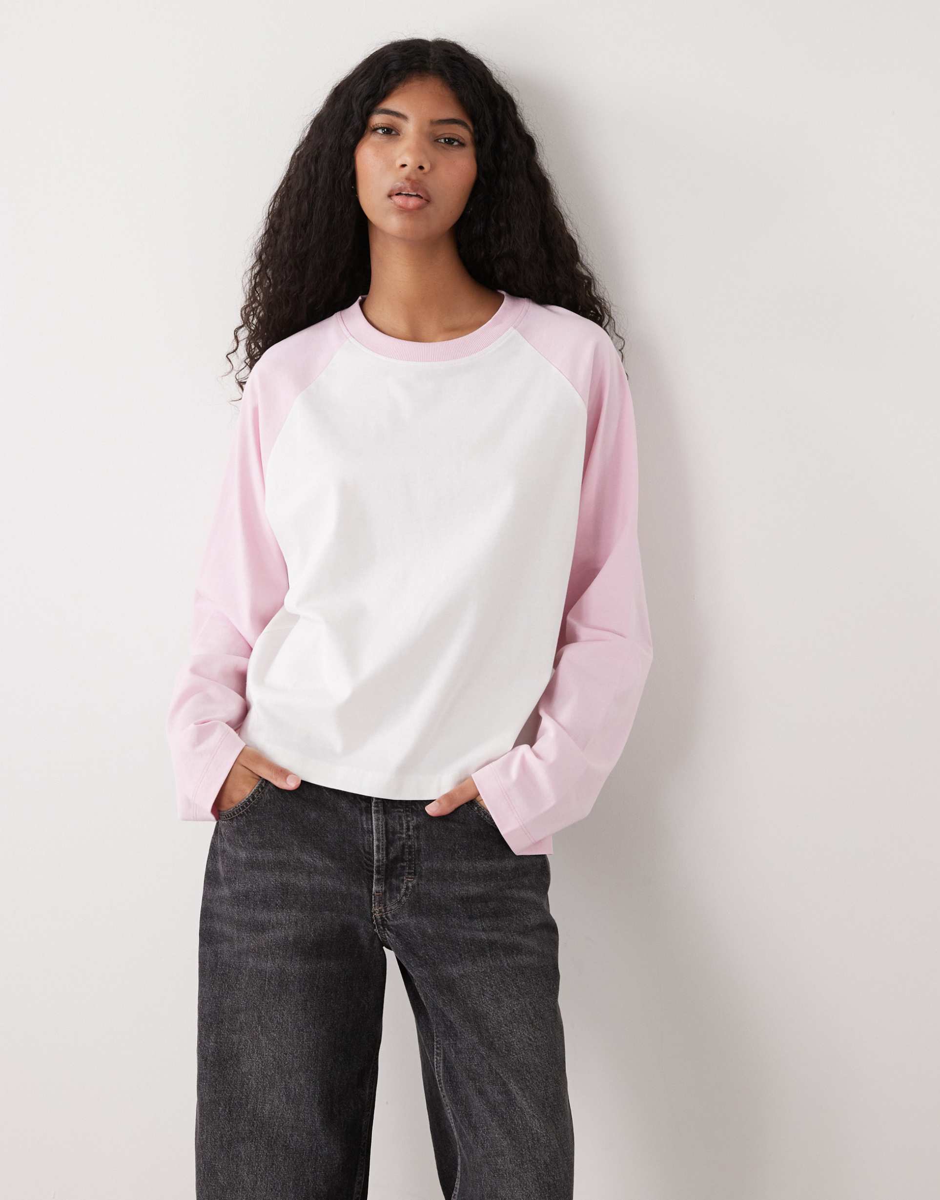 collusion circular design collection heavyweight raglan t-shirt