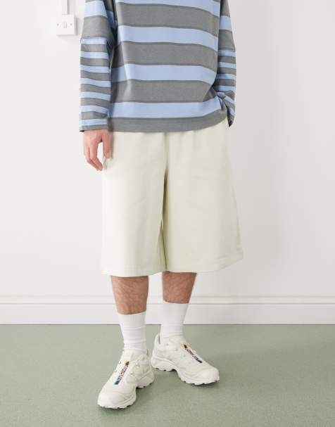 COLLUSION - Circular Design Collection - Offwhite og lange shorts i kraftigt stof - view 1