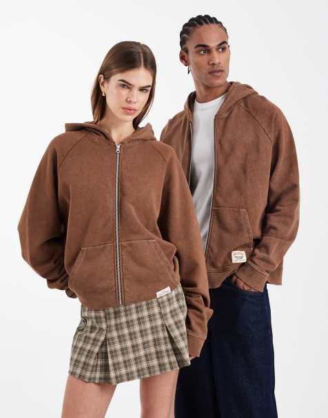 COLLUSION - Circular Design Collection - Unisex - Vasket brun kraftig hættetrøje med lynlås i firkantet pasform - view 1